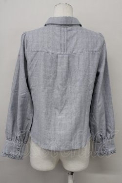 画像2: axes femme / チェック柄ネクタイ付きブラウス  グレー T-25-10-10-005-AX-BL-SA-ZT