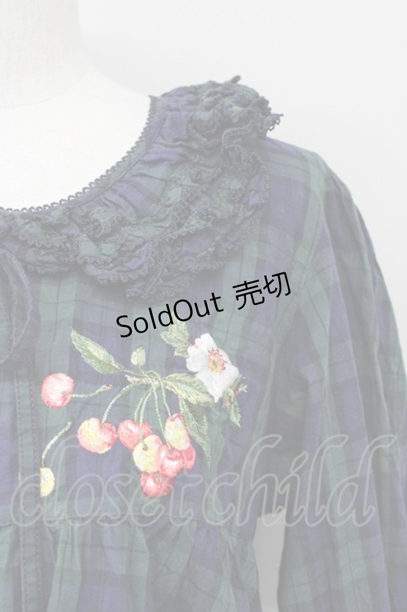画像3: PINK HOUSE / 野ばらとチェリー刺繍タータンブラウス  グリーン T-25-10-10-016-LO-BL-SA-ZT138 (3)