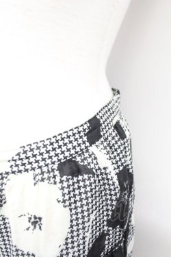 画像6: PINK HOUSE / フラワー千鳥柄スカート  黒X白 T-25-10-29-008-LO-SK-SA-ZT