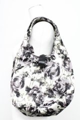 INGEBORG / 薔薇プリントハンドバッグ  グレー T-25-10-29-012-LO-BG-SA-ZT-K026