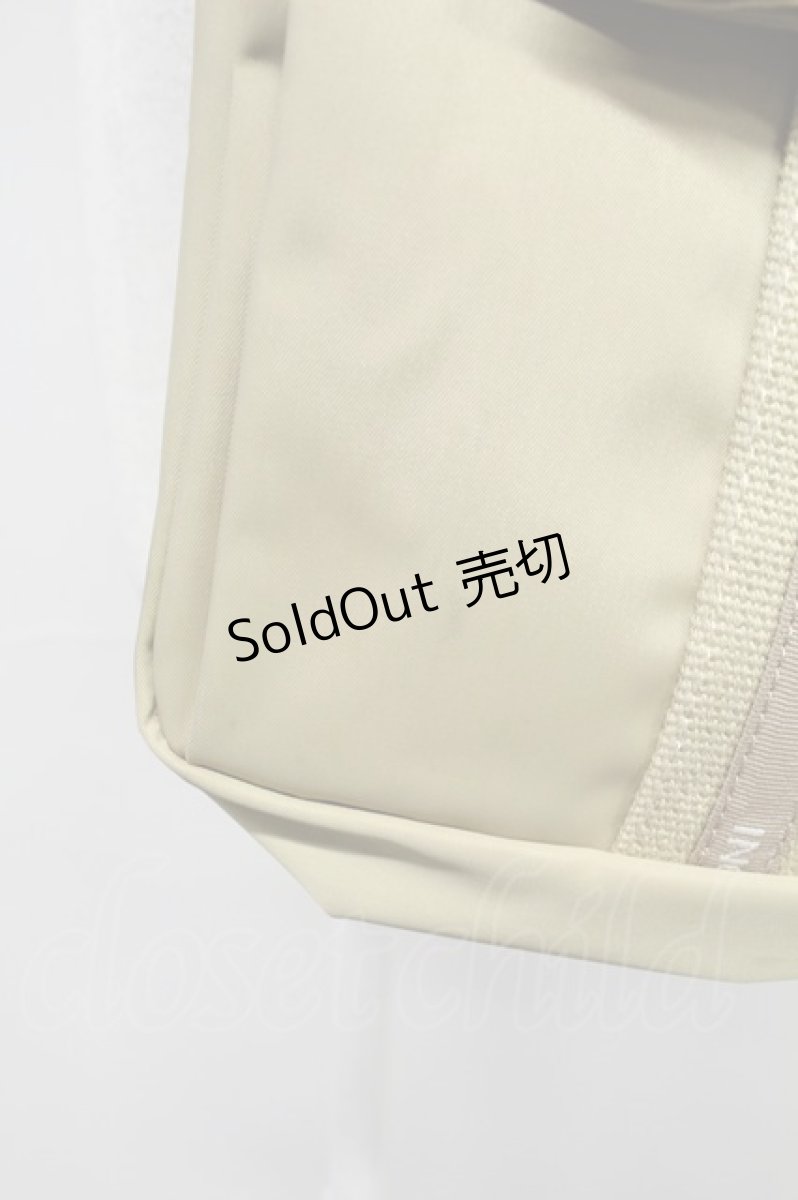 画像7: 【SALE】INGEBORG / ナイロンポシェット  ベージュ T-25-10-29-014-LO-BG-SA-ZTK026 (7)