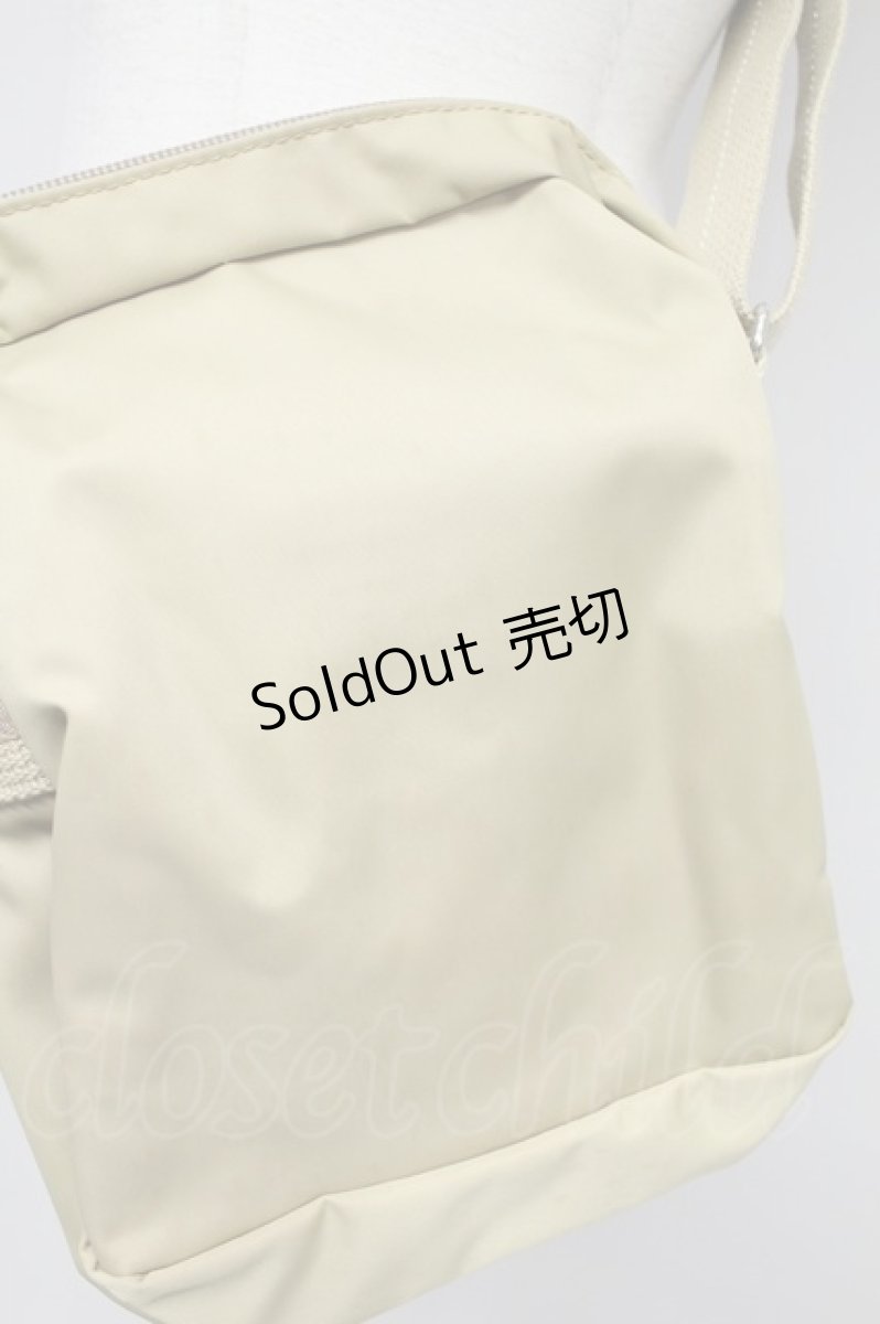 画像8: 【SALE】INGEBORG / ナイロンポシェット  ベージュ T-25-10-29-014-LO-BG-SA-ZTK026 (8)