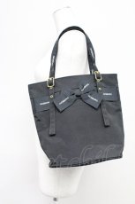 画像1: 【SALE】INGEBORG / ロゴベルトリボンハンドバッグ  黒Ｘゴールド T-25-10-29-016-LO-BG-SA-ZTK024 (1)