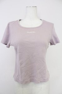 INGEBORG / ロゴプリント半袖カットソー  ピンク T-25-10-30-005-LO-TO-SA-ZI