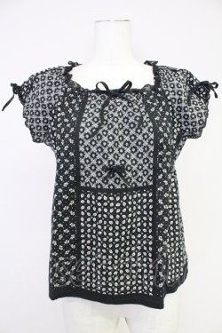 画像1: PINK HOUSE / パッチワーク風プリント半袖ブラウス  黒X白 T-25-10-30-016-LO-BL-SA-ZT