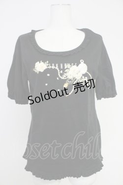 画像1: PINK HOUSE / パールネックレスローズプリントカットソー  黒Ｘ白 T-25-10-30-018-LO-TO-SA-ZI