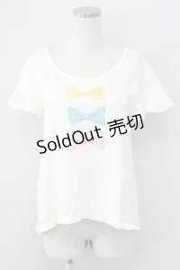 Emily Temple cute / 3つリボンプリント半袖カットソー  アイボリー T-25-11-06-005-ET-TO-SA-ZT