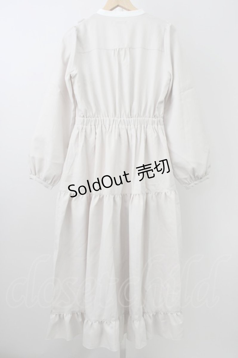 画像2: axes femme POETIQUE / ブロッキングベリー刺繍ワンピース M ベージュ T-25-11-09-037-AX-OP-SA-ZH (2)