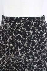 画像4: 【SALE】INGEBORG / リボン付小花柄スカート  ブラック T-25-11-09-048-LO-SK-SA-ZT431 (4)