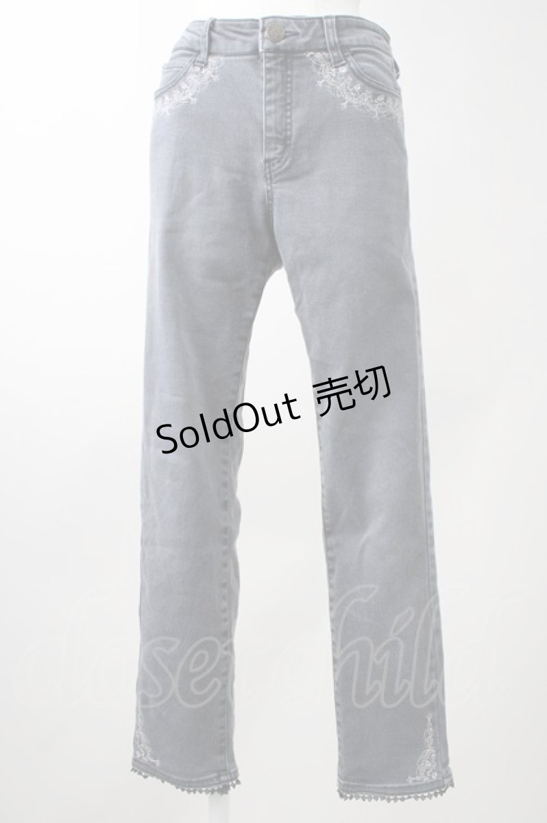 画像1: 【SALE】axes femme / ポケット刺繍デニムパンツ S グレー T-25-11-09-054-AX-PA-SA-ZT418 (1)