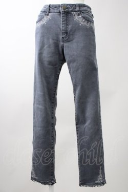 画像1: axes femme / ポケット刺繍デニムパンツ S グレー T-25-11-09-054-AX-PA-SA-ZT