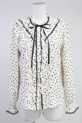 axes femme / フリルドットブラウス M ベージュ T-25-11-09-016-AX-BL-SA-ZT509