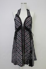 Ozz Croce / フロントZIPナナメチェックビスチェジャンパースカート  黒Ｘ赤チェック T-25-11-14-030-OO-OP-SA-ZI