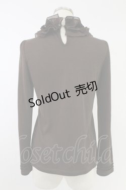 画像2: axes femme / カメオブローチ付きハイネックシフォンフリルカットソー  ブラウン T-25-11-23-013-AX-TO-SA-ZT