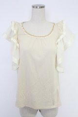 axes femme / 袖フリルカットソー  アイボリー T-25-12-03-009-AX-TO-SA-ZI