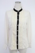 axes femme POETIQUE / レース切り替えブラウス  アイボリーＸ黒 T-25-12-03-010-AX-BL-SA-ZT