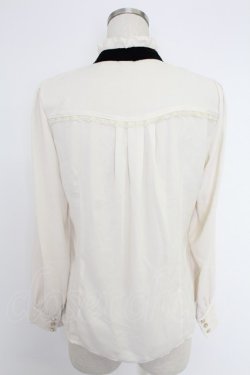 画像2: axes femme POETIQUE / レース切り替えブラウス  アイボリーＸ黒 T-25-12-03-010-AX-BL-SA-ZT