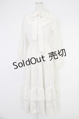 axes femme / 20th/クラシカルワンピース  ベージュ T-25-12-03-026-AX-BL-SA-ZI