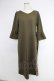 画像1: axes femme / サイドプリーツ七分袖ワンピース  オリーブ T-25-12-03-031-AX-OP-SA-ZT (1)