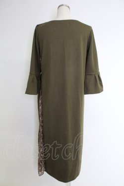 画像2: axes femme / サイドプリーツ七分袖ワンピース  オリーブ T-25-12-03-031-AX-OP-SA-ZT