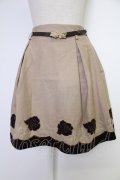 axes femme POETIQUE / 薔薇ベロア刺繍ミニスカート  ブラウン T-25-12-03-035-AX-SK-SA-ZT