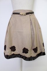 axes femme POETIQUE / 薔薇ベロア刺繍ミニスカート  ブラウン T-25-12-03-035-AX-SK-SA-ZI