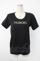 INGEBORG / ロゴptTシャツ  クロ T-25-12-07-019-LO-TO-OW-ZT
