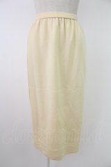 INGEBORG / ニットスカート  アイボリー T-25-12-07-025-LO-SK-OW-ZT