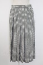 画像1: INGEBORG / ドット柄プリーツスカート  グレー T-25-12-07-027-LO-SK-OW-ZT453 (1)