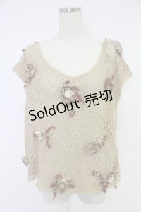 KANEKO ISAO / フラワーモチーフ使いかぎ針編みニット  ベージュ T-25-12-10-006-EL-TO-OW-ZT