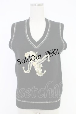 画像1: KANEKO ISAO / 花モチーフ使いニットベスト  クロ T-25-12-10-013-EL-TO-OW-ZT