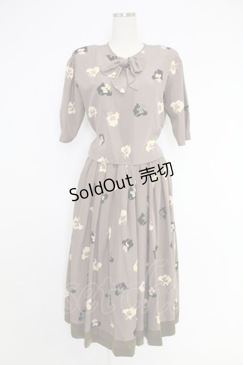 画像1: PINK HOUSE / テリア柄セットアップ【リメイク品】  ブラウン系 T-25-12-10-019-LO-OP-OW-ZT114 (1)