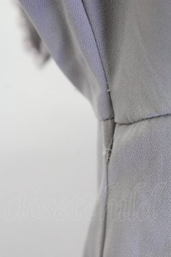 画像4: axes femme / 肩フリルお花モチーフ付きブラウス M グレー T-25-12-11-022-AX-TO-SA-ZT