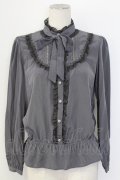 axes femme / ヨーク切替えフリルブラウス M チャコール T-25-12-11-023-AX-BL-SA-ZT