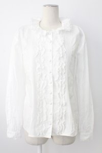 INGEBORG / レース&ピンタックくるみボタンブラウス  ホワイト T-25-12-17-001-LO-BL-SA-ZT