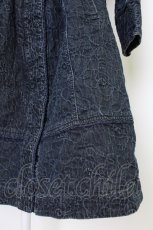 画像4: INGEBORG / フラワー刺繍デニム風ロングコート  青デニム T-25-12-17-045-LO-CO-SA-ZTC010 (4)