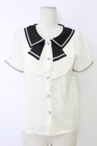 axes femme POETIQUE / セーラー半袖ブラウス  アイボリーＸネイビー T-25-12-17-010-AX-BL-SA-ZT