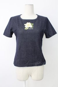 INGEBORG / カメリアロゴプリント半袖カットソー  ネイビー T-25-12-17-015-LO-TO-SA-ZT