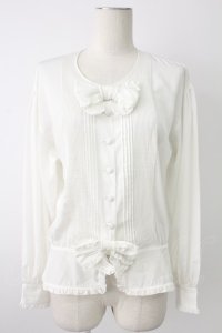 INGEBORG / ピンタックオーバーブラウス  ホワイト T-25-12-17-003-LO-BL-SA-ZT