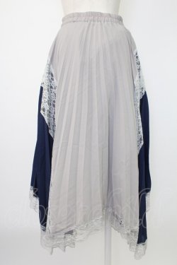 画像2: axes femme / プリーツ切り替えイレヘムスカート  グレーＸネイビー T-25-12-17-031-AX-SK-SA-ZT