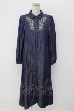 画像1: axes femme / 花刺繍ボリューム袖シャツワンピース  インディゴ T-25-12-18-024-AX-OP-SA-ZT