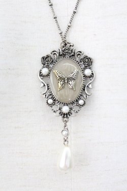 画像1: axes femme / 蝶カメオネックレス  シルバーＸ青Ｘ緑 T-25-12-21-041-AX-AC-SA-ZT