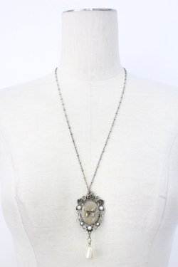 画像2: axes femme / 蝶カメオネックレス  シルバーＸ青Ｘ緑 T-25-12-21-041-AX-AC-SA-ZT