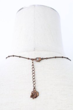 画像3: axes femme / ローズカメオ風モチーフネックレス  ピンクゴールド T-25-12-21-042-AX-AC-SA-ZT