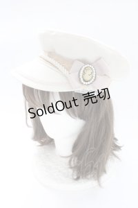 axes femme / カメオブローチリボンキャスケット  アイボリー T-25-12-21-046-AX-AC-SA-ZT