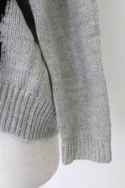 画像4: Rydia / コビニャーニットトップス  グレーＸ黒 T-25-12-21-009-PU-TO-SA-ZT