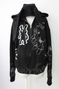 Candy Stripper / GRAFFITI PRINT HOODIE  黒Ｘ白 T-25-12-21-016-PU-TO-SA-ZT