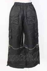 画像2: LISTEN FLAVOR / ZIP切り替えサテンパンツ  黒Ｘシルバー T-25-12-22-039-PU-PA-SA-ZT531 (2)