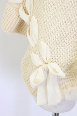 画像4: axes femme / ファーリボンニットストール  ベージュ T-25-12-22-006-AX-ZA-SA-ZT