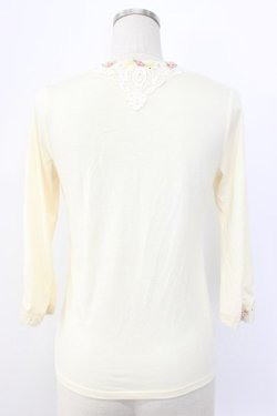 画像2: axes femme / 後ろ巻き薔薇レースカットソー  アイボリー T-25-12-22-002-AX-TO-SA-ZT